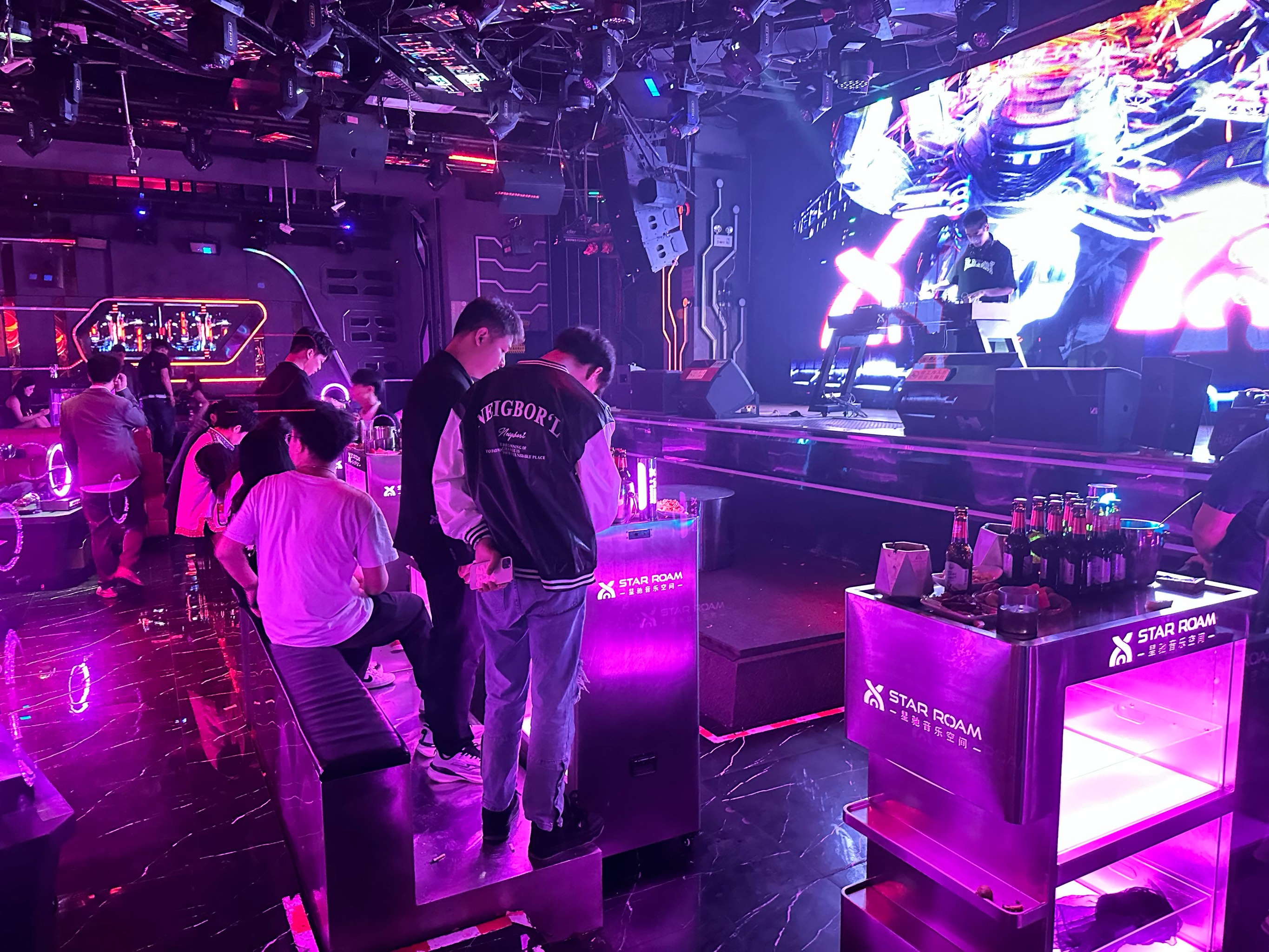 安阳商务ktv高性价比首选-龙安区ktv预订