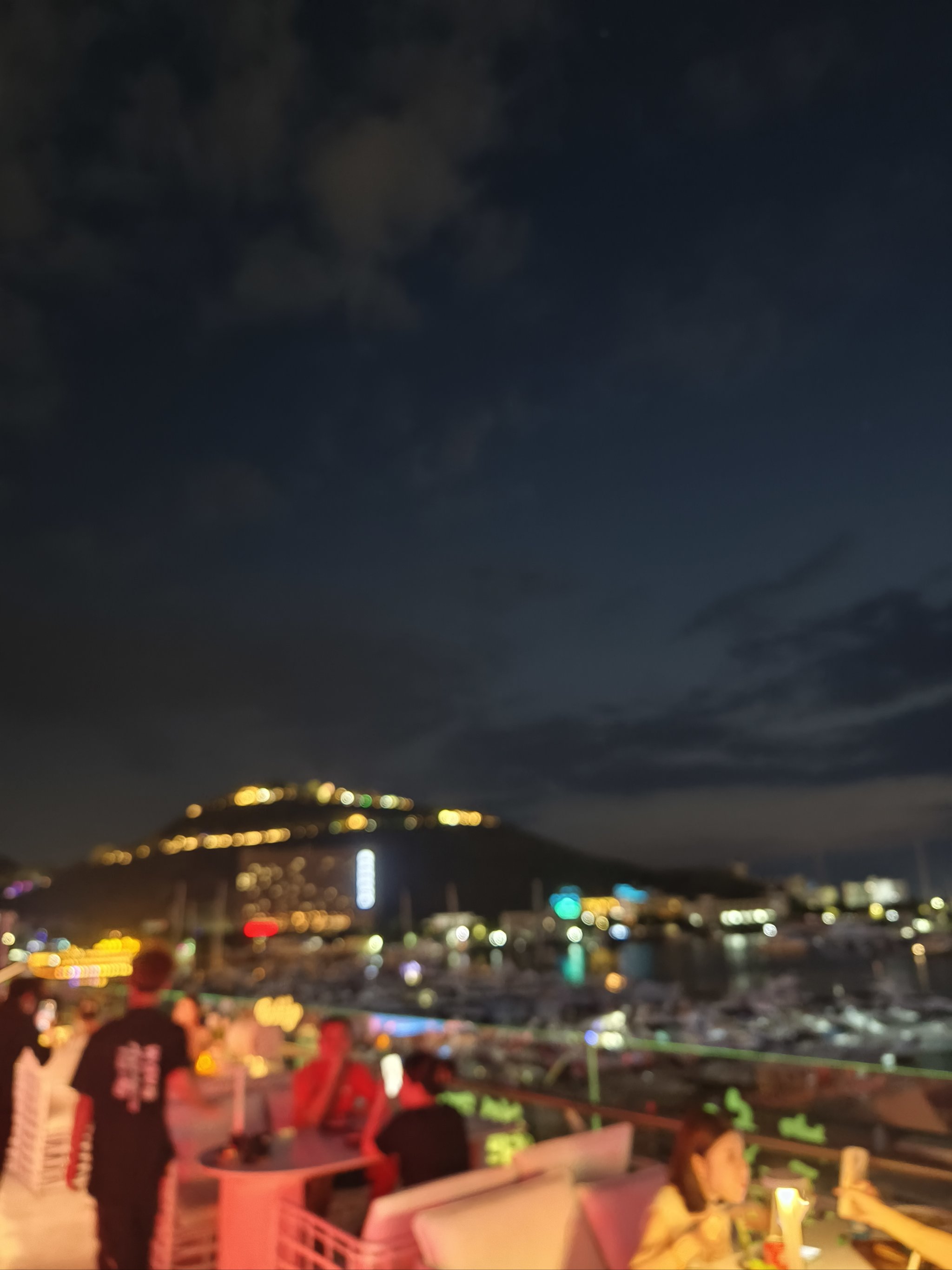 安阳商务KTV颠覆商务KTV新模式-殷都区ktv预订